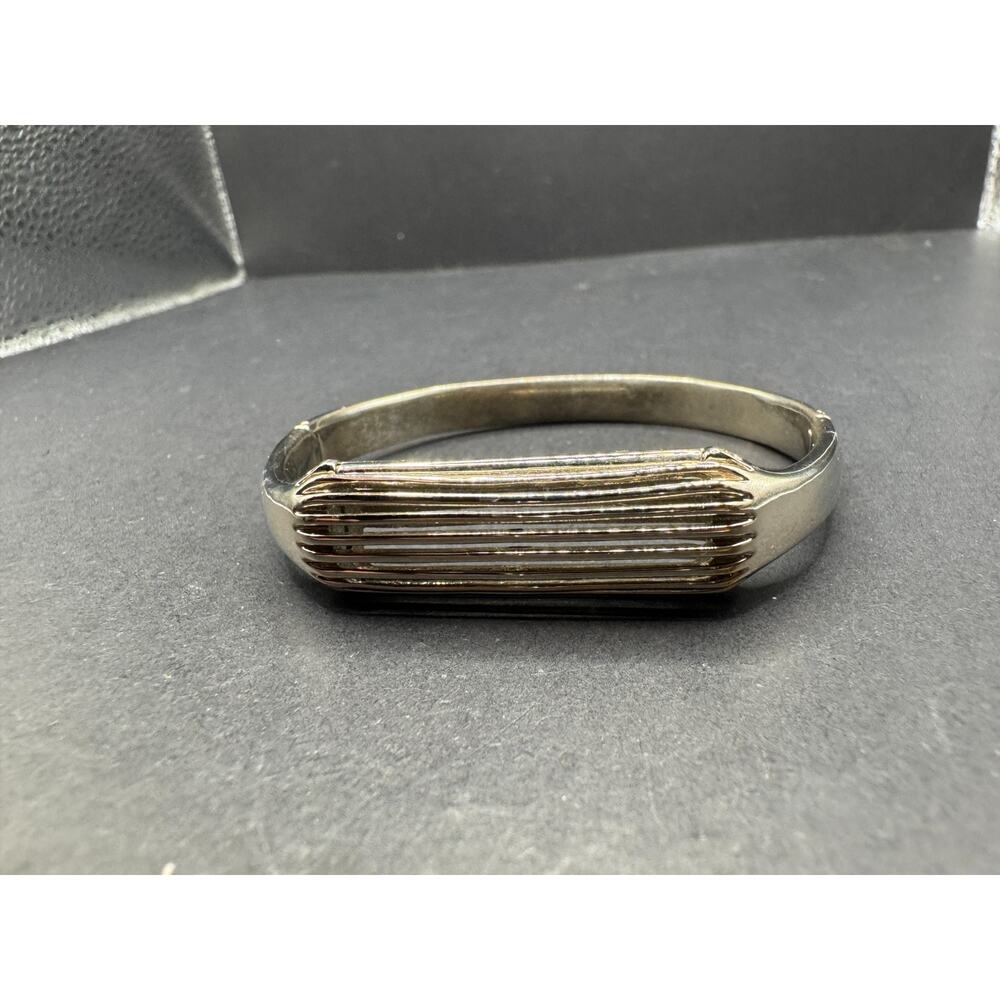 Fitbit Flex 2 Metal Hinged Bangle Bracelet Band Silver Tone Band Only 2.29"